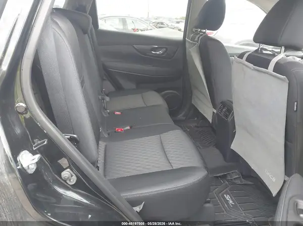 KNMAT2MV7JP549782 2018 NISSAN ROGUE - Image 8