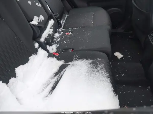 KNMAT2MV7JP550933 2018 NISSAN ROGUE - Image 8
