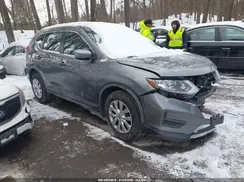 KNMAT2MV7JP552701 2018 NISSAN ROGUE