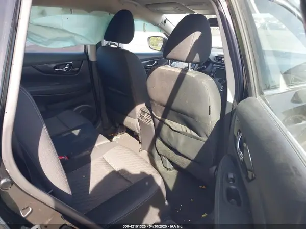 KNMAT2MV7JP556358 2018 NISSAN ROGUE - Image 8