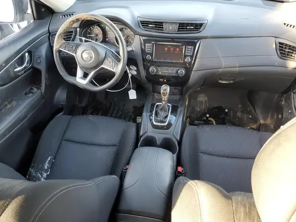 KNMAT2MV7JP556537 2018 NISSAN ROGUE - Image 8