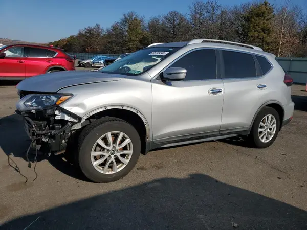 KNMAT2MV7JP557770 2018 NISSAN ROGUE - Image 1