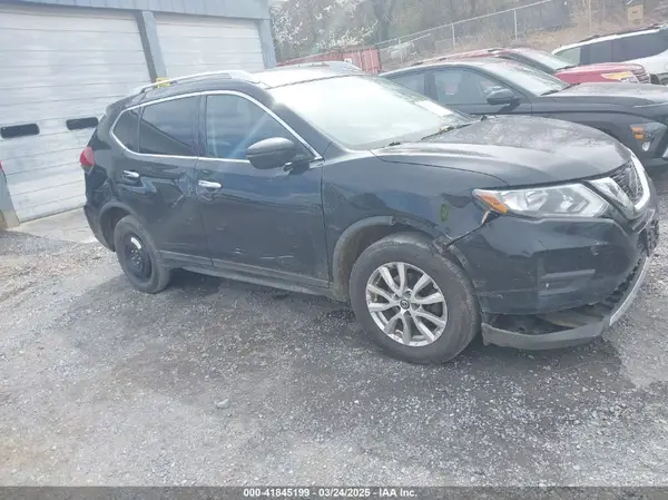 KNMAT2MV7JP559678 2018 NISSAN ROGUE - Image 1
