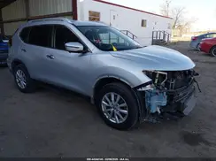 KNMAT2MV7JP560765 2018 NISSAN ROGUE