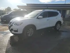 KNMAT2MV7JP564265 2018 NISSAN ROGUE