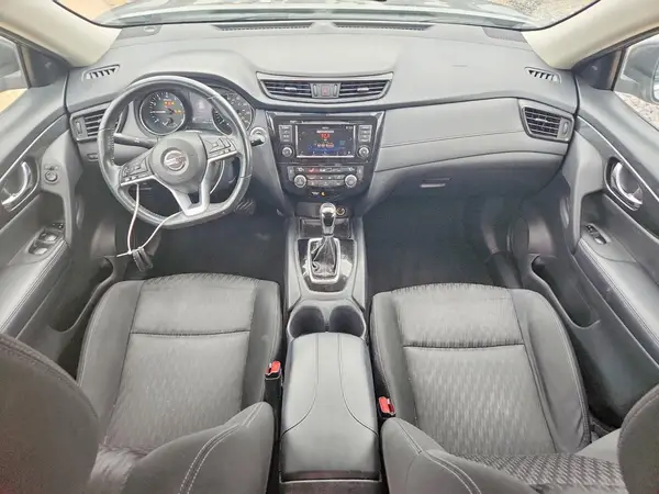 KNMAT2MV7JP565769 2018 NISSAN ROGUE - Image 8