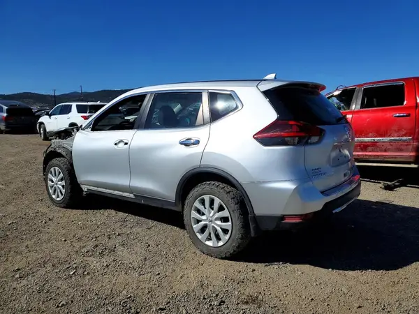 KNMAT2MV7JP569997 2018 NISSAN ROGUE - Image 2