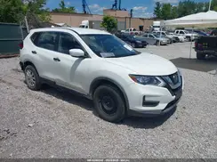 KNMAT2MV7JP571877 2018 NISSAN ROGUE