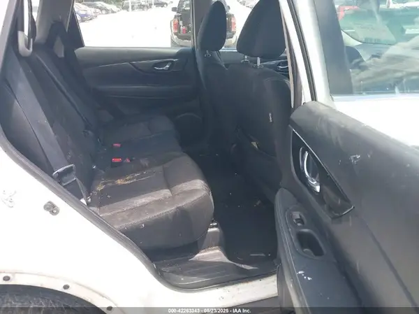 KNMAT2MV7JP571877 2018 NISSAN ROGUE - Image 8