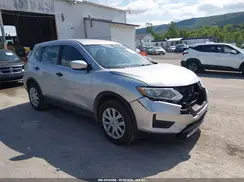 KNMAT2MV7JP574987 2018 NISSAN ROGUE