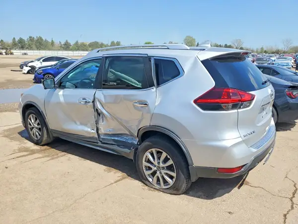 KNMAT2MV7JP578747 2018 NISSAN ROGUE - Image 2