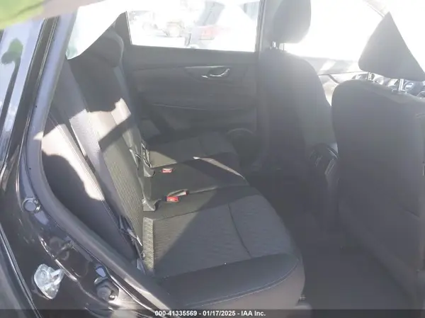 KNMAT2MV7JP580160 2018 NISSAN ROGUE - Image 8