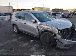 KNMAT2MV7JP586492 2018 NISSAN ROGUE