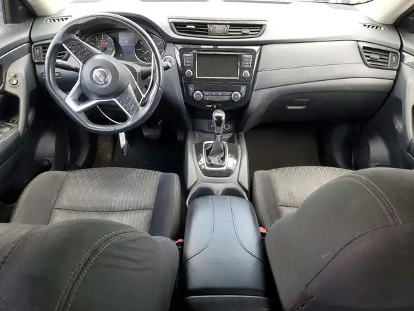 KNMAT2MV7JP591773 2018 NISSAN ROGUE - Image 8