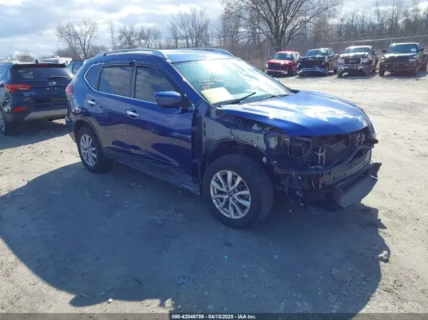 KNMAT2MV7JP605154 2018 NISSAN ROGUE - Image 1