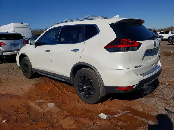 KNMAT2MV7JP605512 2018 NISSAN ROGUE - Image 2