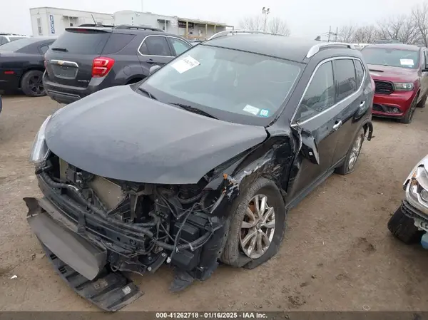 KNMAT2MV7JP605610 2018 NISSAN ROGUE - Image 2