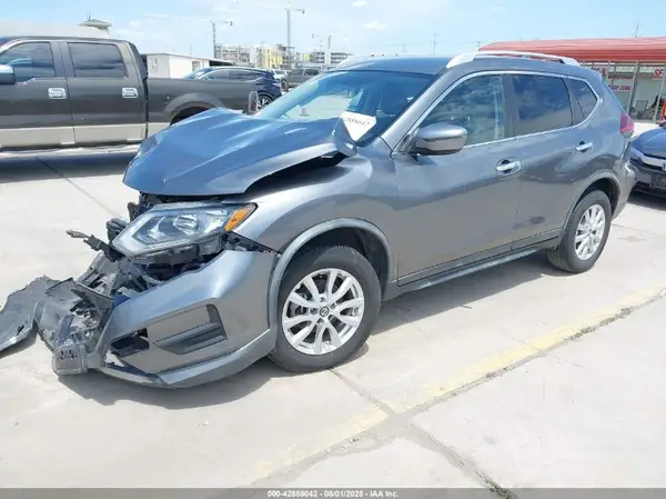 KNMAT2MV7JP611326 2018 NISSAN ROGUE - Image 2