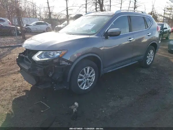 KNMAT2MV7JP615540 2018 NISSAN ROGUE - Image 2