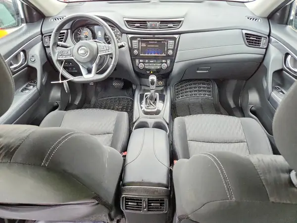 KNMAT2MV7JP615974 2018 NISSAN ROGUE - Image 8