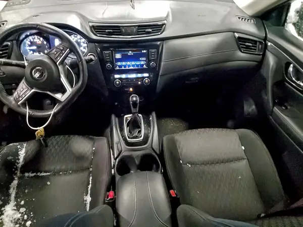 KNMAT2MV7JP616235 2018 NISSAN ROGUE - Image 8
