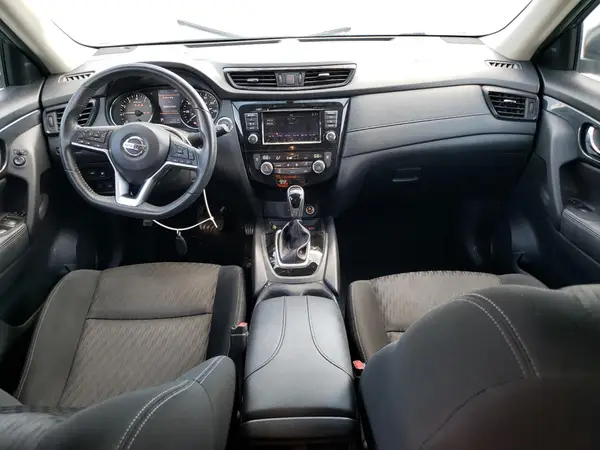 KNMAT2MV7JP617899 2018 NISSAN ROGUE - Image 8