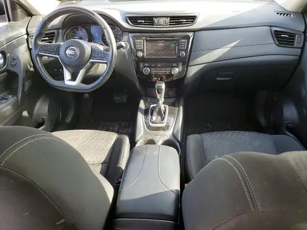KNMAT2MV7JP618874 2018 NISSAN ROGUE - Image 8