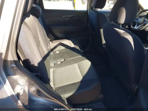 KNMAT2MV7KP500390 2019 NISSAN ROGUE - Image 8