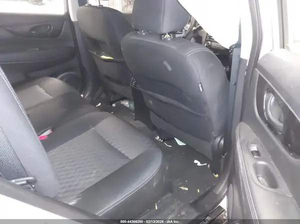 KNMAT2MV7KP506870 2019 NISSAN ROGUE - Image 8