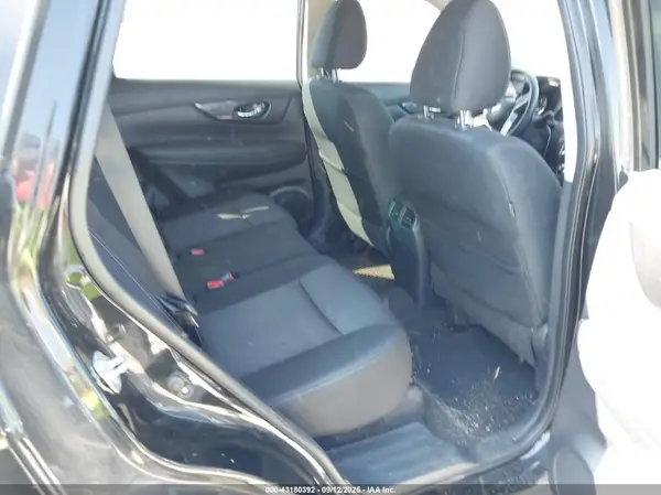 KNMAT2MV7KP523958 2019 NISSAN ROGUE - Image 8