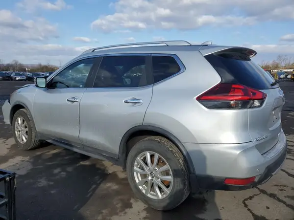 KNMAT2MV7KP552974 2019 NISSAN ROGUE - Image 2