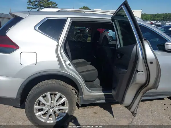 KNMAT2MV7KP554112 2019 NISSAN ROGUE - Image 8
