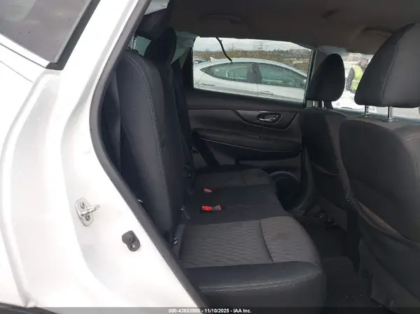 KNMAT2MV7KP559262 2019 NISSAN ROGUE - Image 8