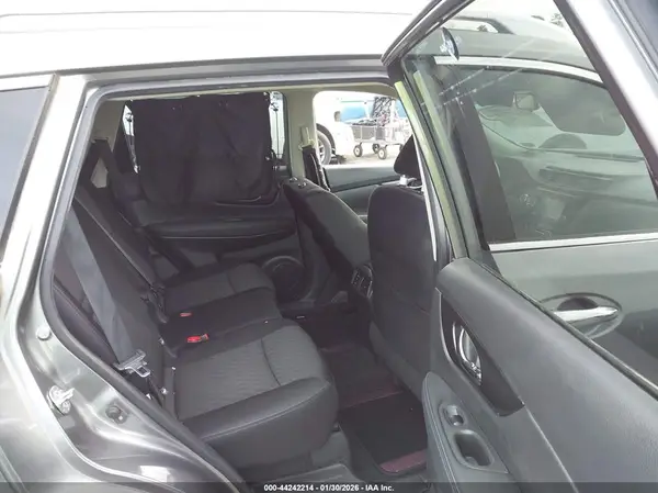KNMAT2MV7LP511763 2020 NISSAN ROGUE - Image 8