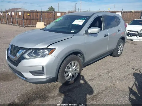 KNMAT2MV7LP522004 2020 NISSAN ROGUE - Image 2