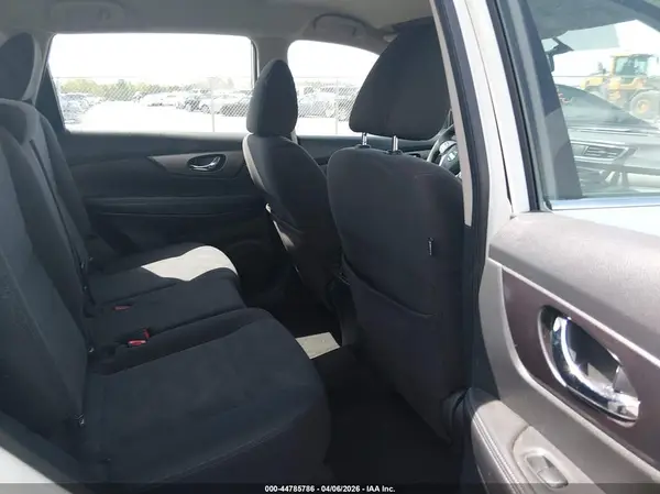 KNMAT2MV8GP601476 2016 NISSAN ROGUE - Image 8