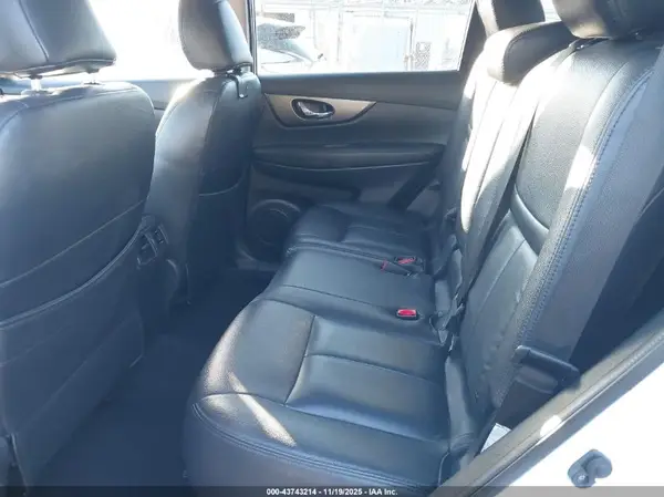 KNMAT2MV8GP621033 2016 NISSAN ROGUE - Image 8