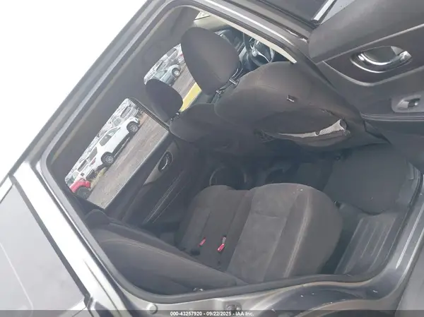 KNMAT2MV8GP639807 2016 NISSAN ROGUE - Image 8