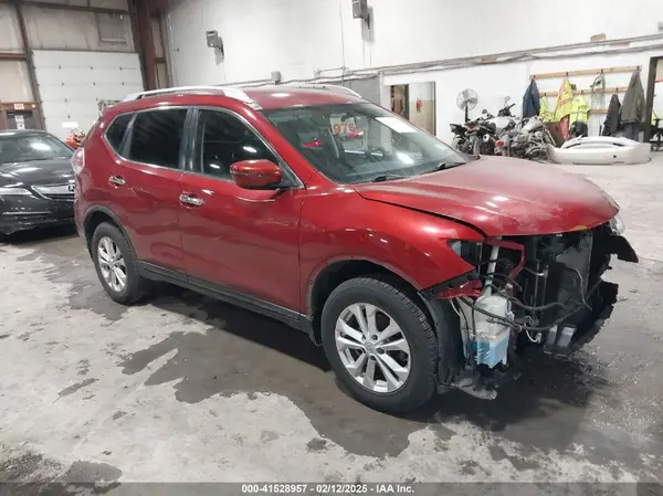 KNMAT2MV8GP645526 2016 NISSAN ROGUE - Image 1