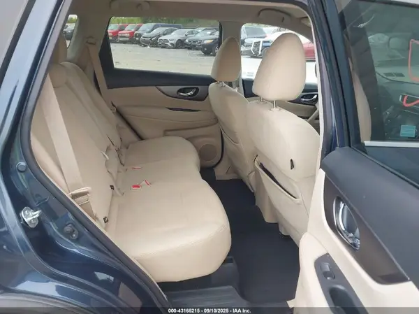 KNMAT2MV8GP664626 2016 NISSAN ROGUE - Image 8