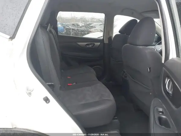 KNMAT2MV8GP706518 2016 NISSAN ROGUE - Image 8