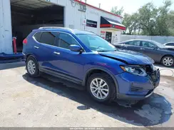 KNMAT2MV8HP507065 2017 NISSAN ROGUE
