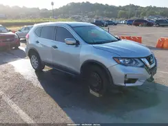 KNMAT2MV8HP510595 2017 NISSAN ROGUE