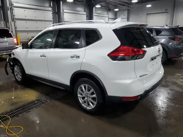 KNMAT2MV8HP513965 2017 NISSAN ROGUE - Image 2