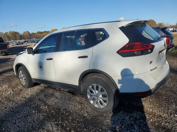 KNMAT2MV8HP516770 2017 NISSAN ROGUE - Image 2