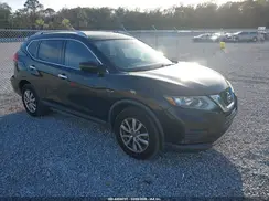 KNMAT2MV8HP518938 2017 NISSAN ROGUE