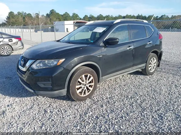 KNMAT2MV8HP518938 2017 NISSAN ROGUE - Image 2