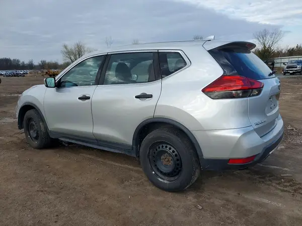 KNMAT2MV8HP520995 2017 NISSAN ROGUE - Image 2