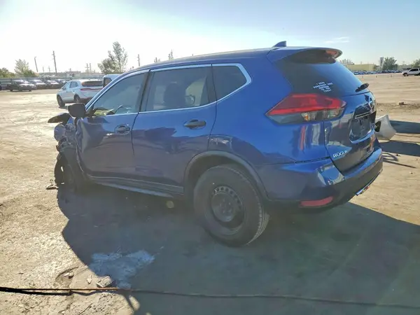 KNMAT2MV8HP524917 2017 NISSAN ROGUE - Image 2