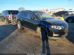 KNMAT2MV8HP527381 2017 NISSAN ROGUE